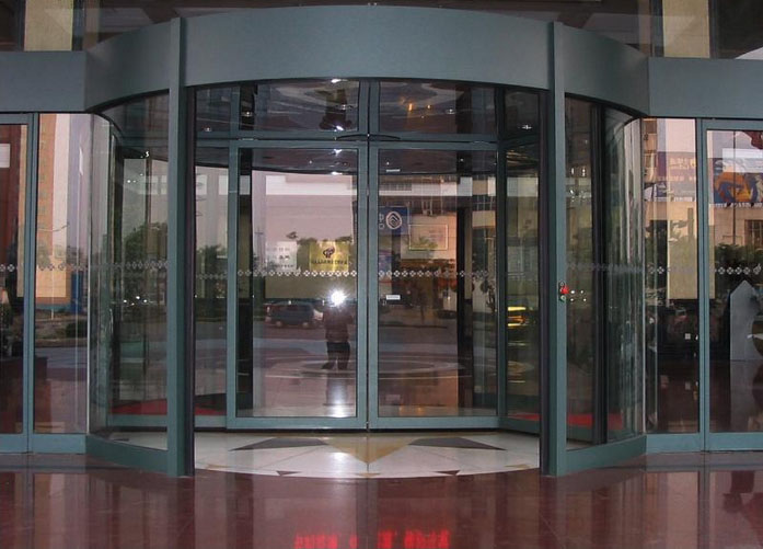 高(gāo)檔三翼自(zì)動旋轉門(mén)