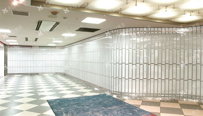 側向水(shuǐ)晶PVC卷簾門(mén)