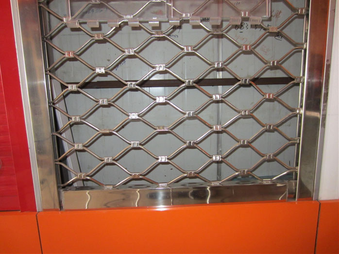 不(bù)鏽鋼魚網型門(mén)